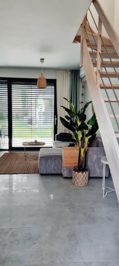 Boho Mare Apartament โปเบียโรโว ภายนอก รูปภาพ